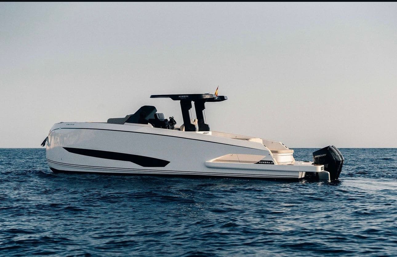 Kumbra 36 perfil lateral